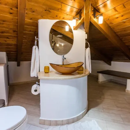 Raise Luxury Mountain Villa