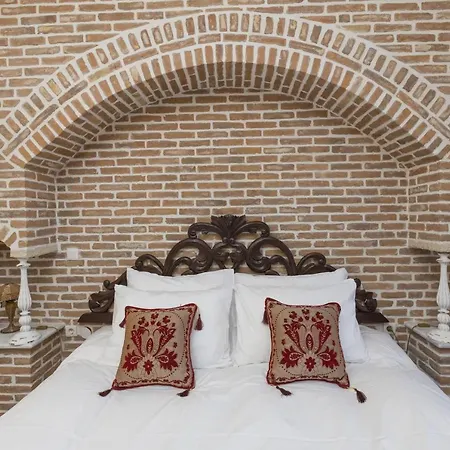 Raise Luxury Mountain Villa *